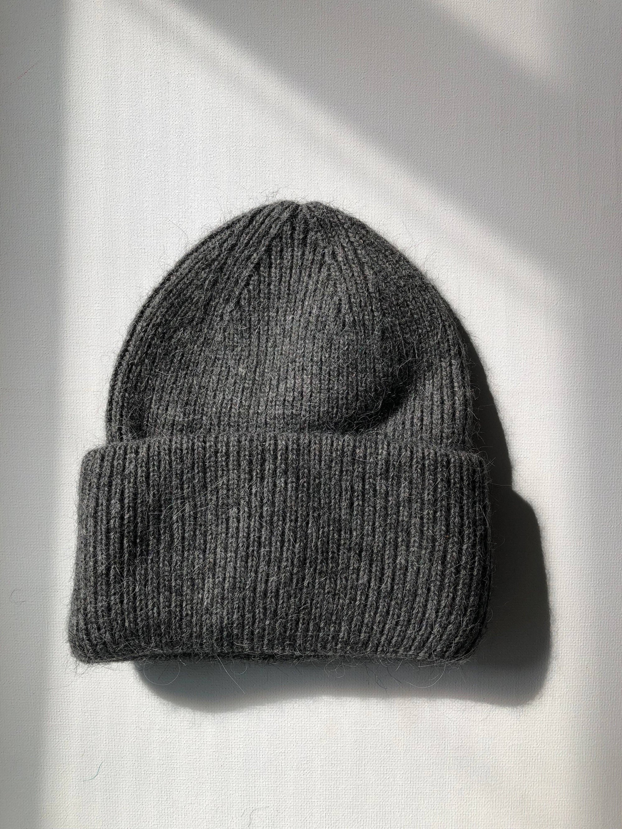 ROYAL ANGORA BEANIE - neutral