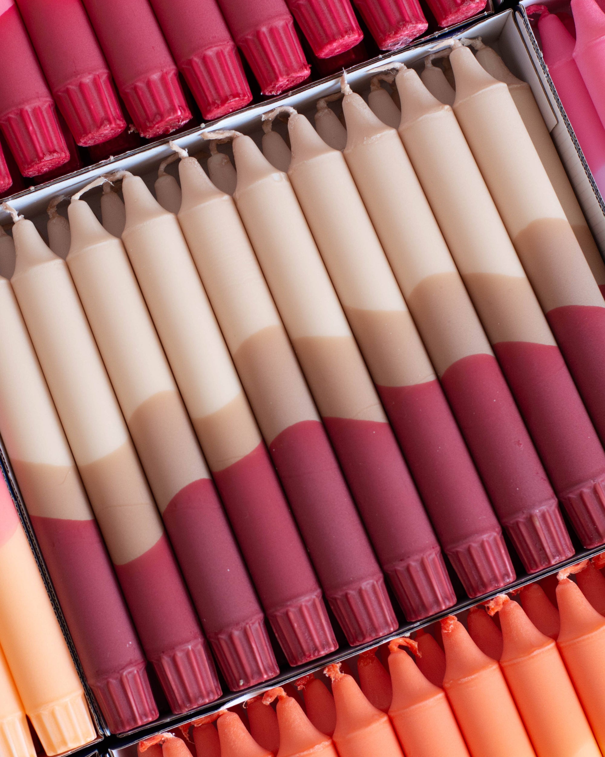 Taper candles- Beige/Red