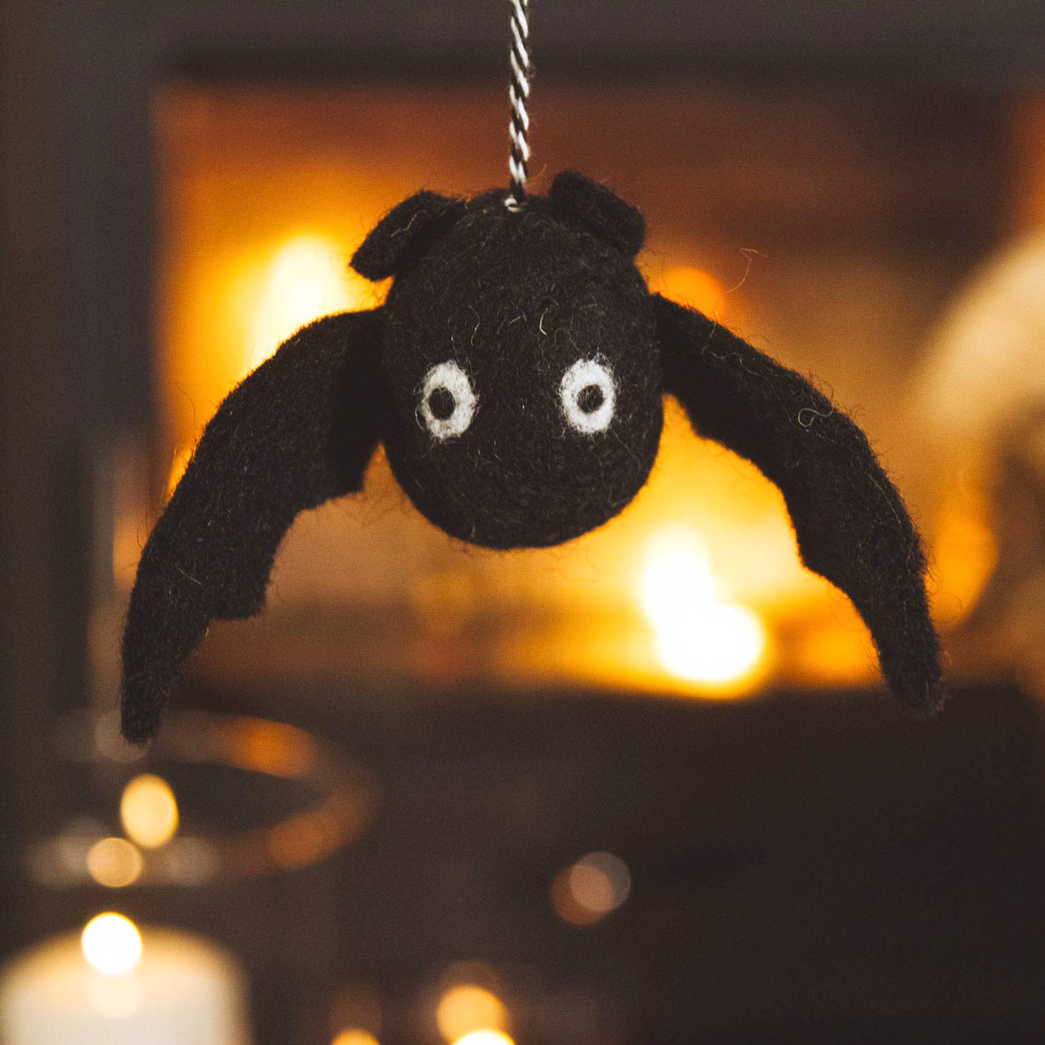 Bat Ornament / Halloween Felt Decoration
